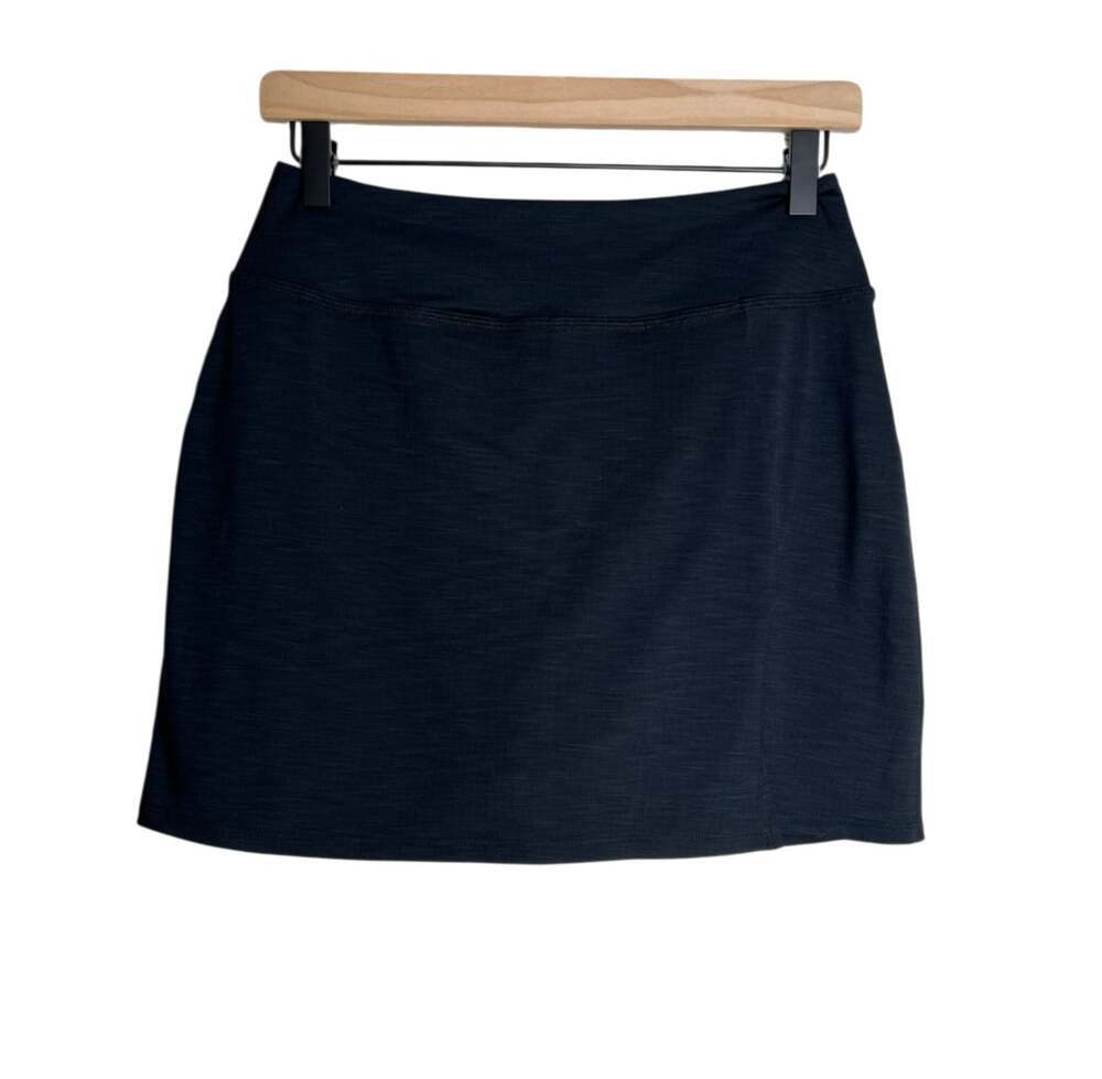 Beyond Yoga Rib Hold Court Skort Black Medium M Athletic Tennis Golf Skirt Pocke